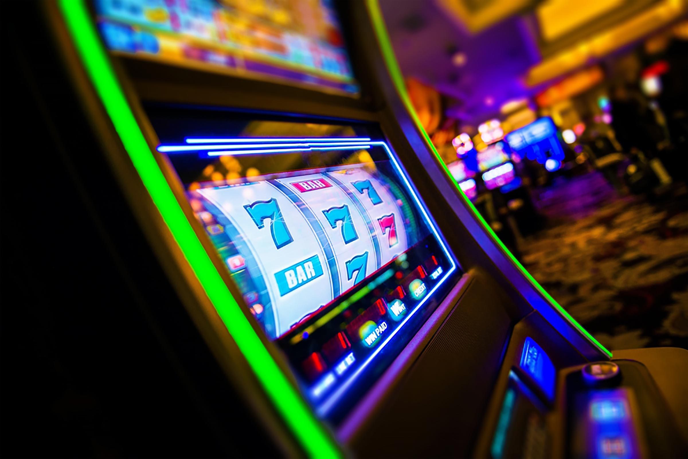 7 Casino Games That Won’t Take as Much of Your Money